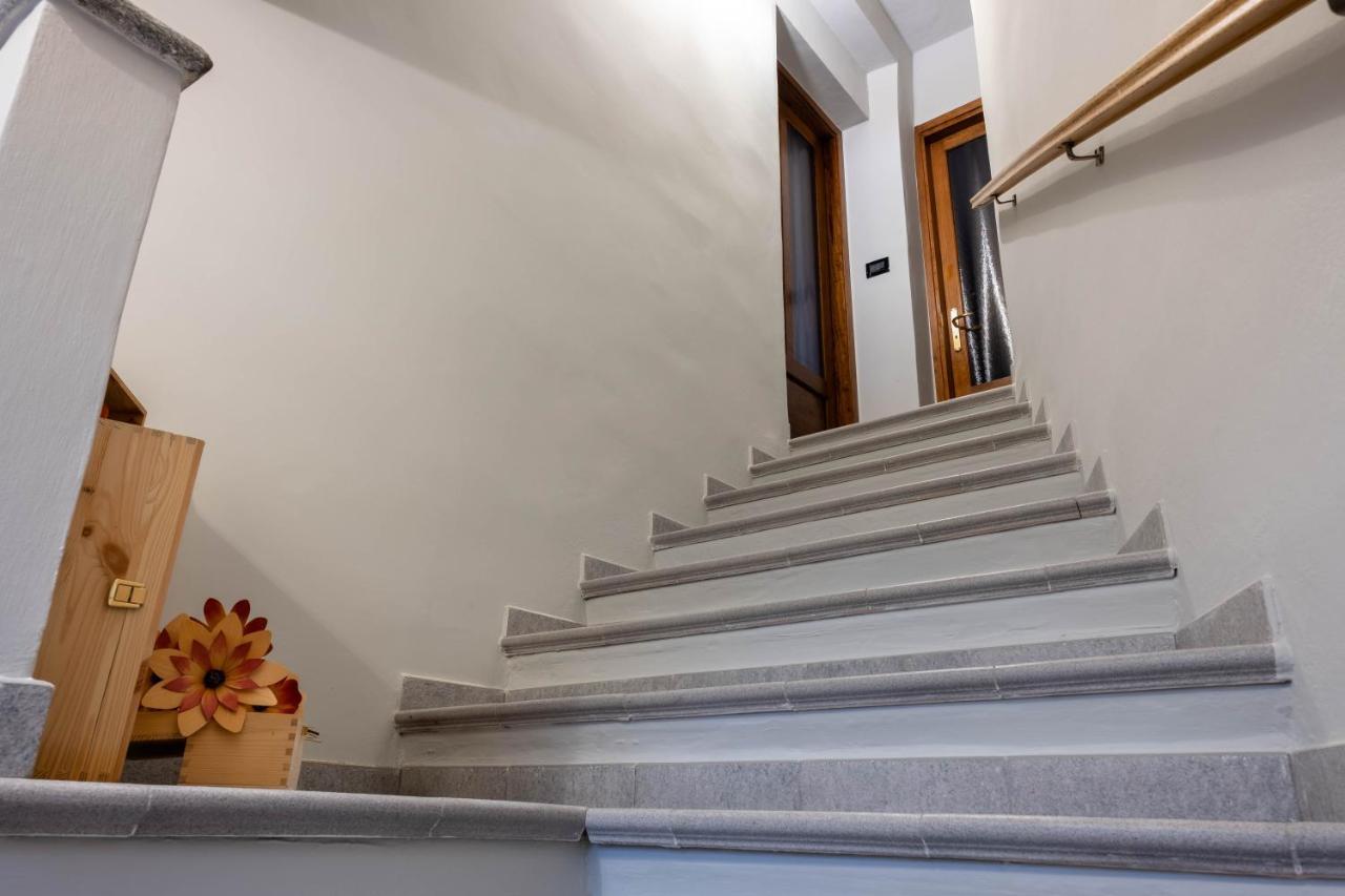 Alla Torre - Nel Cuore Del Borgo Storico Castagnole delle Lanze Dış mekan fotoğraf